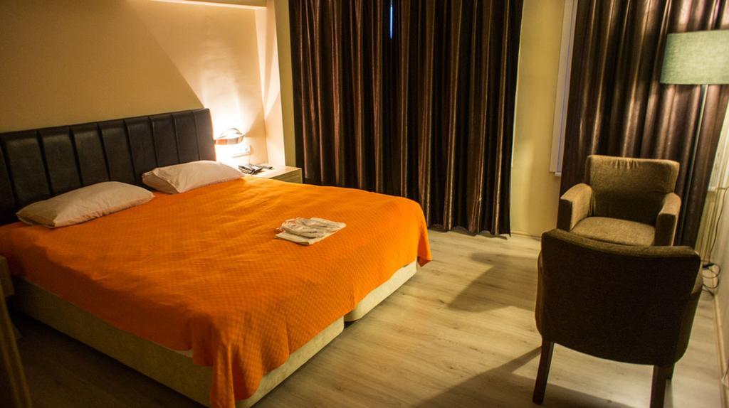 Sun Suites Istanbul Bilik gambar