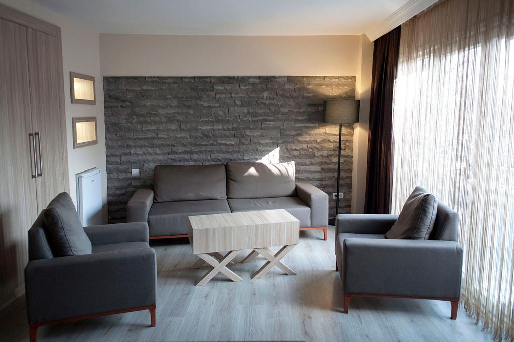 Sun Suites Istanbul Bilik gambar