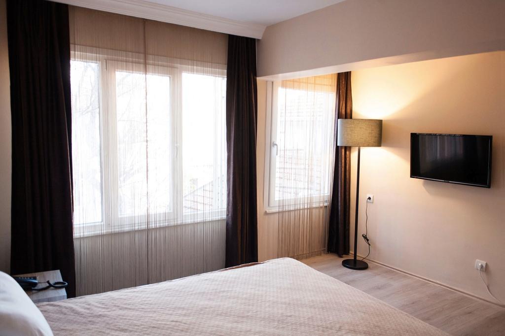 Sun Suites Istanbul Bilik gambar